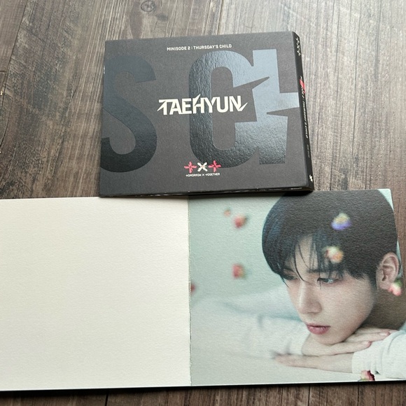 Tomorrow x Together K-Pop - Thursday’s Child Minisode 2 Album and Posters - Picture 4 of 9